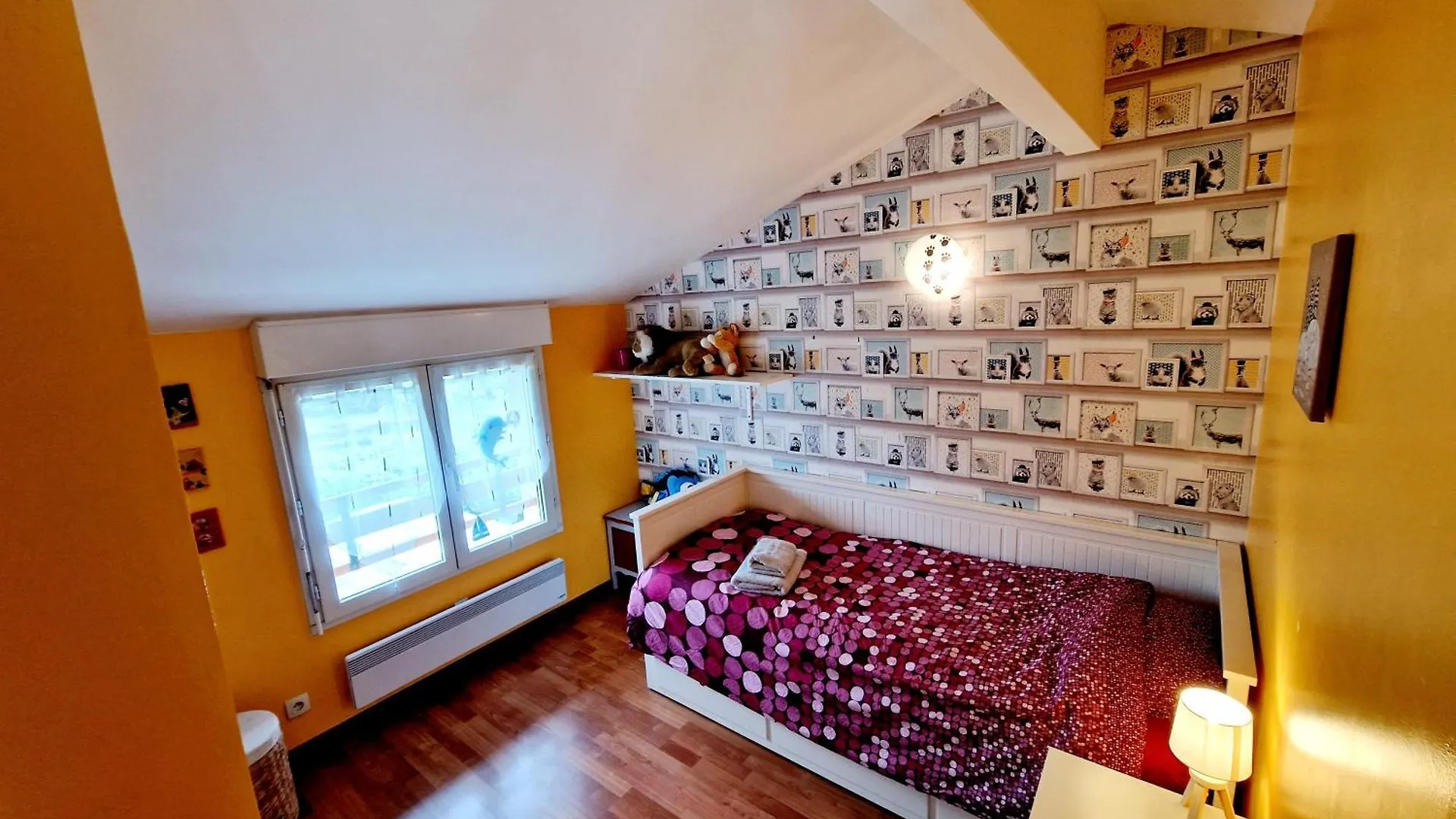Villa Familiale De Collonges 0*, コローニュ・オー・モン・ドール